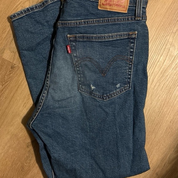 Women’s Jeans - Picture 3 of 4
